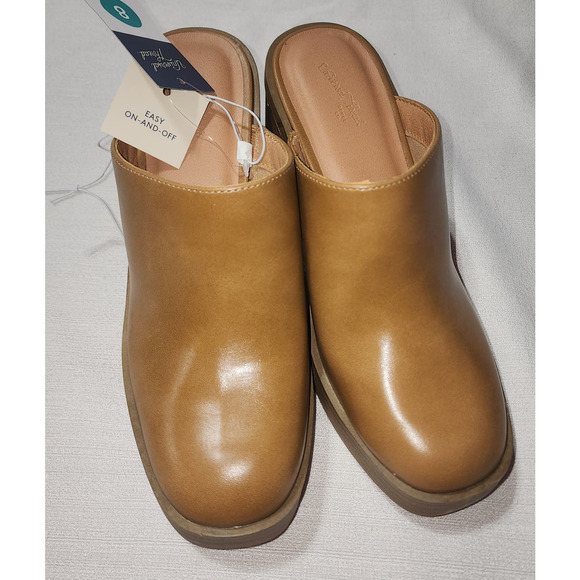 universal thread Women's clogs-size 8 - Picture 2 of 9